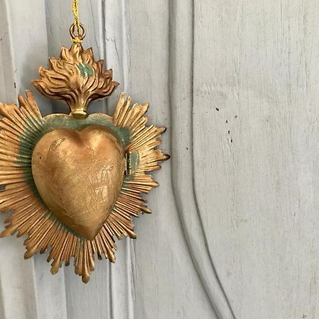 Coeur De Roses, Gite & Chambre D'Hotes Alaigne Экстерьер фото